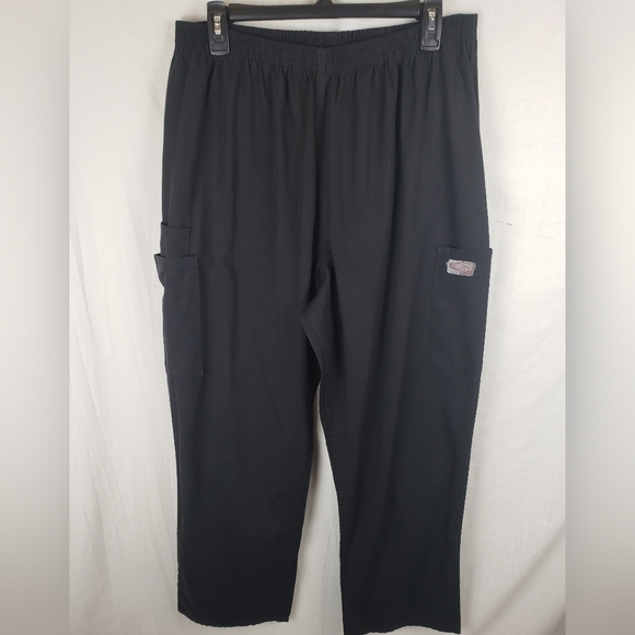 Lot of 4 Scrub Pieces 2 Tops and 2 pair of Black Pants Sz XL - Picture 7 of 11